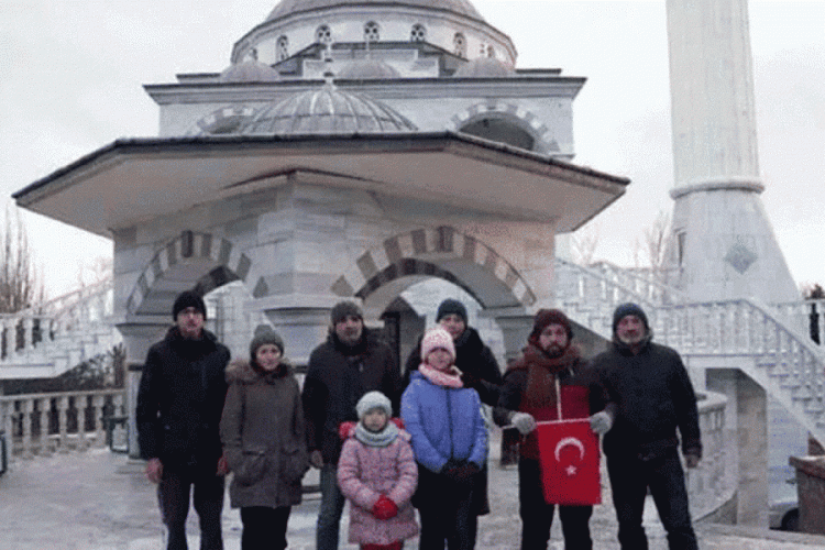 Mauripol'de mahsur kalan T&uuml;rk vatandaşları tahliye edildi