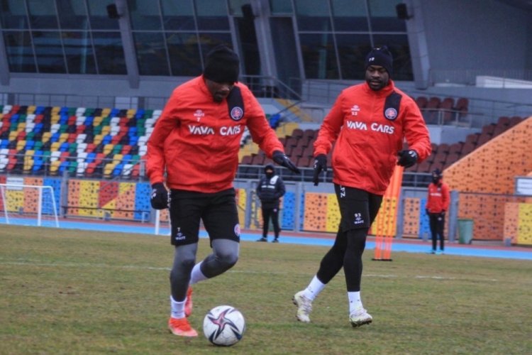 Fatih Karag&uuml;mr&uuml;k, Yukatel Kayserispor ile karşılaşacak