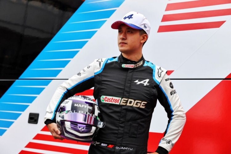 Formula 1'de ilk &Ccedil;inli pilot