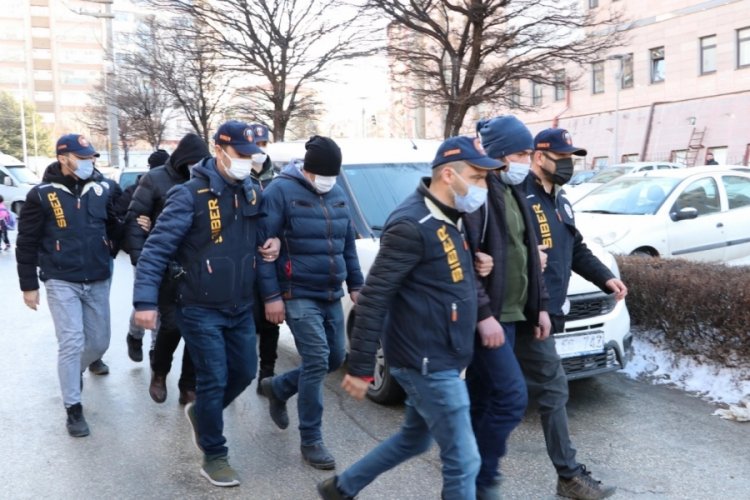 Eskişehir'de yasa dışı bahis operasyonunda 4 kişiye g&ouml;zaltı