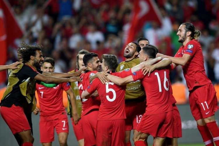 A Milli Futbol Takımı'nın Portekiz ma&ccedil;ı aday kadrosu a&ccedil;ıklandı!