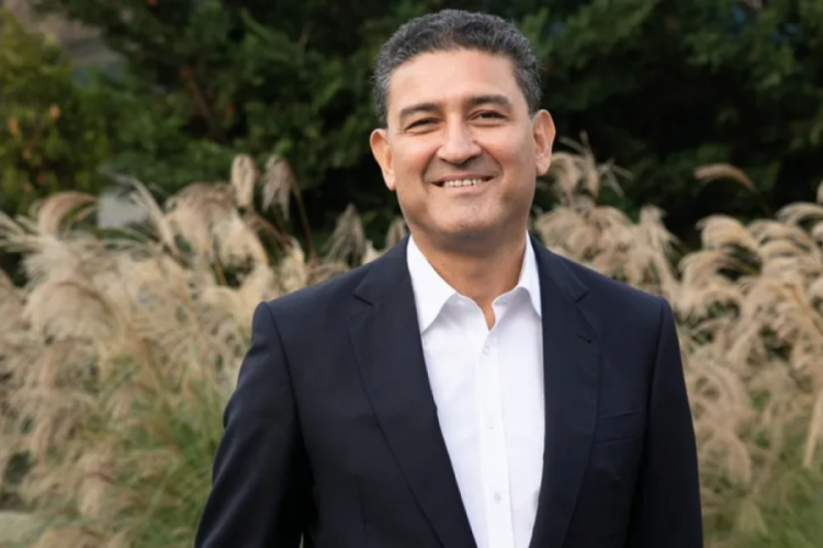Haydar Yenig&uuml;n, Ko&ccedil; Holding Otomotiv Grubu Başkanlığı'na getiriliyor