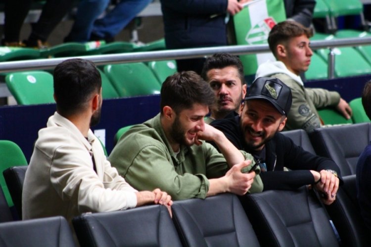 Bursasporlu futbolcular desteğe devam ediyor
