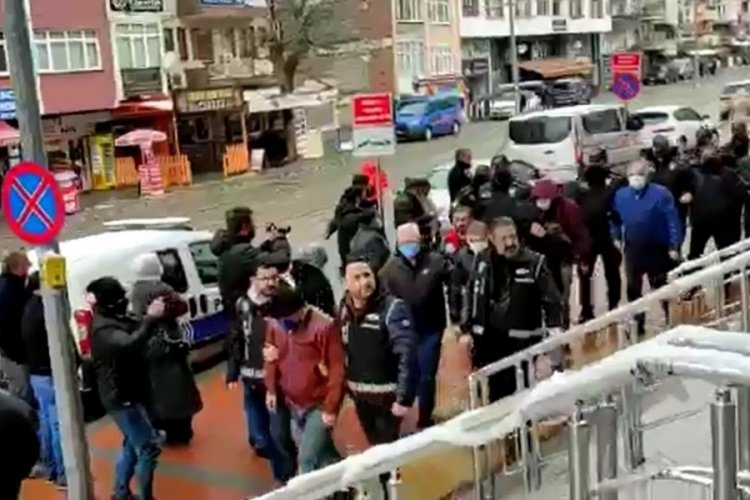 Silah ka&ccedil;ak&ccedil;ılığı operasyonunda &ccedil;ok sayıda g&ouml;zaltı
