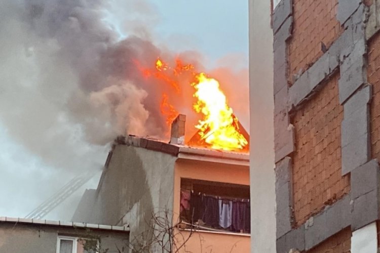İstanbul'da korkutan yangın!