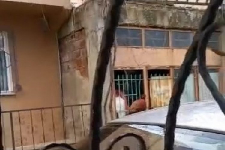 Bursa'da acemi hırsızlar girdikleri yerden &ccedil;ıkamadı!