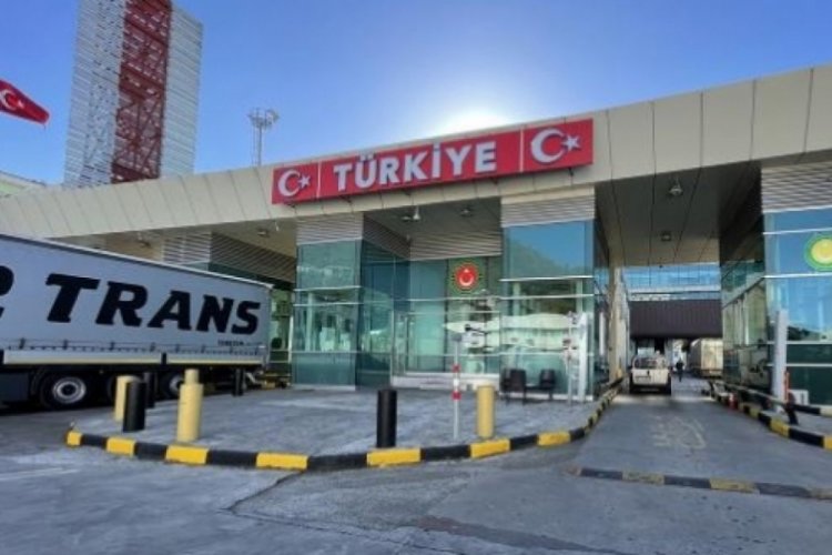 Sarp Sınır Kapısı'ndan ge&ccedil;işlerde test şartı kaldırıldı