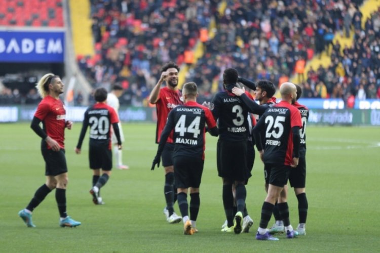 Galatasaray, Gaziantep'ten eli boş d&ouml;nd&uuml;