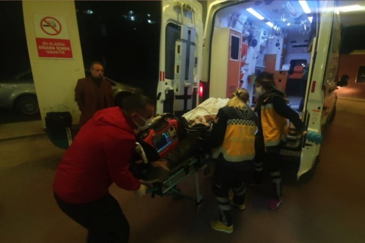 Akrabalar arasındaki k&ouml;pek kavgasında 1'i &ccedil;ocuk 2 kişi &ouml;ld&uuml;