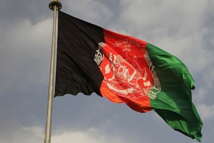 Taliban, Afganistan bayrağını resmen yasakladı