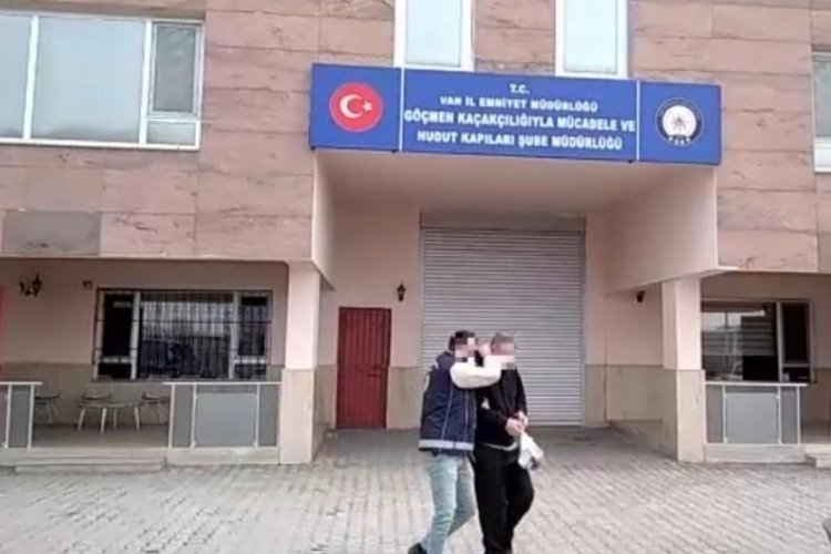 Van'da g&ouml;&ccedil;men ka&ccedil;ak&ccedil;ılığı! 7 kişi tutuklandı