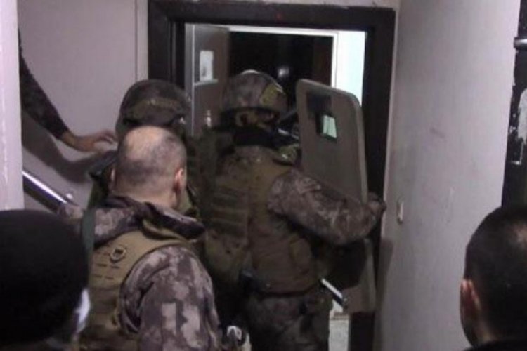 İstanbul'da d&uuml;zenlenen operasyonda 173 g&ouml;&ccedil;men yakalandı