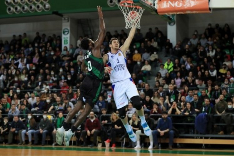 Anadolu Efes, Real Madrid'i ağırlayacak