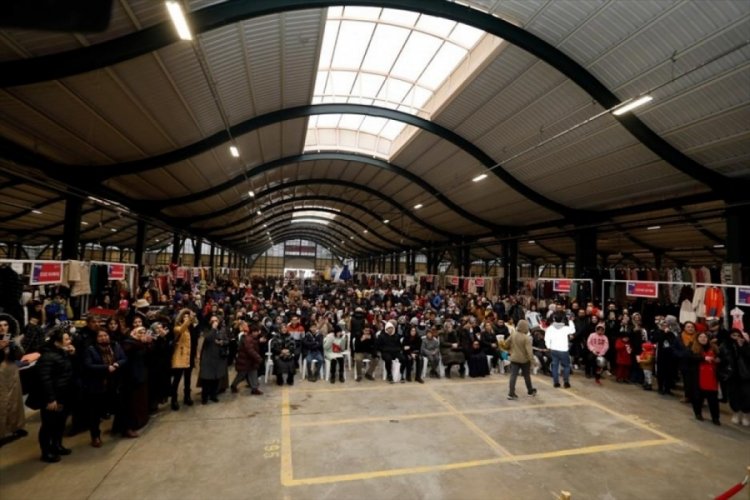 Bursa Alışveriş Şenliğinde Riva Orkestrası r&uuml;zgarı