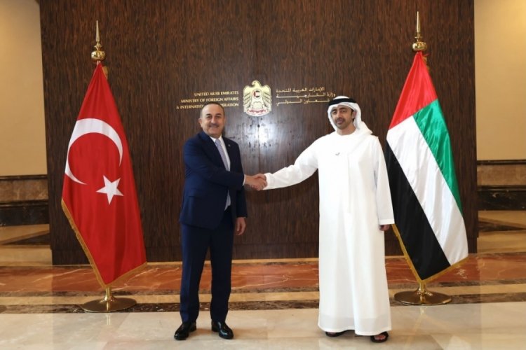 Bakan Çavuşoğlu, mevkidaşı Abdullah bin Zayed ile görüştü
