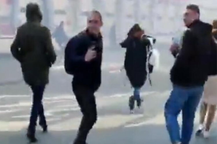 Rus polisi Herson'da ateş a&ccedil;tı
