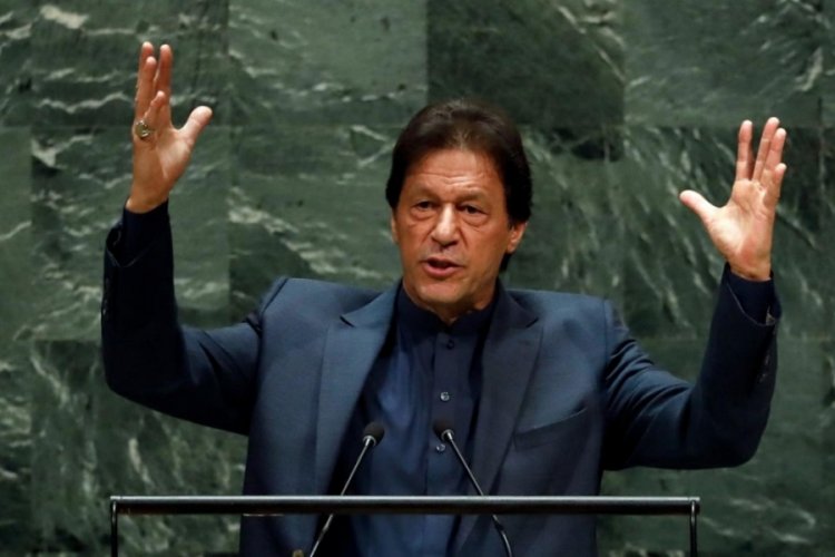 Pakistan'da hain vekiller i&ccedil;in &ouml;m&uuml;r boyu yasak istemi