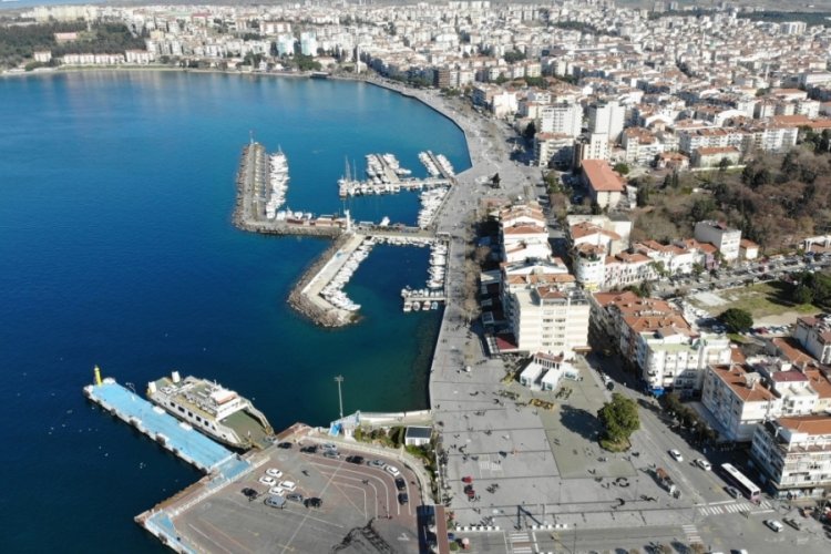 &Ccedil;anakkale'de ada seferleri yarın da iptal