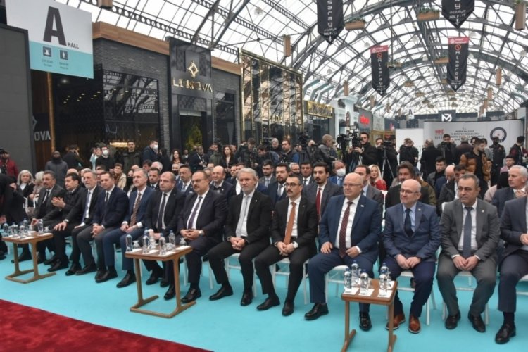 Bursa'da İneg&ouml;l Mobilya Fuarı a&ccedil;ıldı