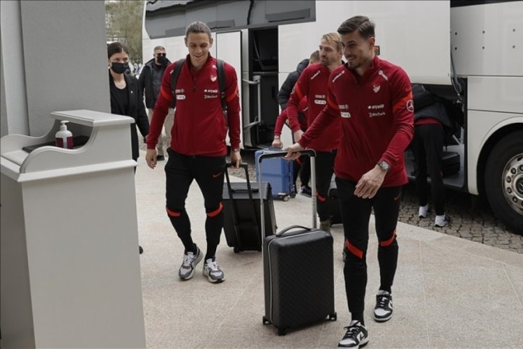 A Milli Futbol Takımı, Portekiz'de kamp yapacağı otele geldi