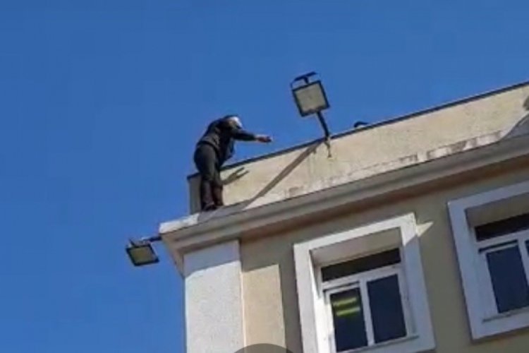 Mağdur mahalle sakini belediye binasında intihara kalkıştı