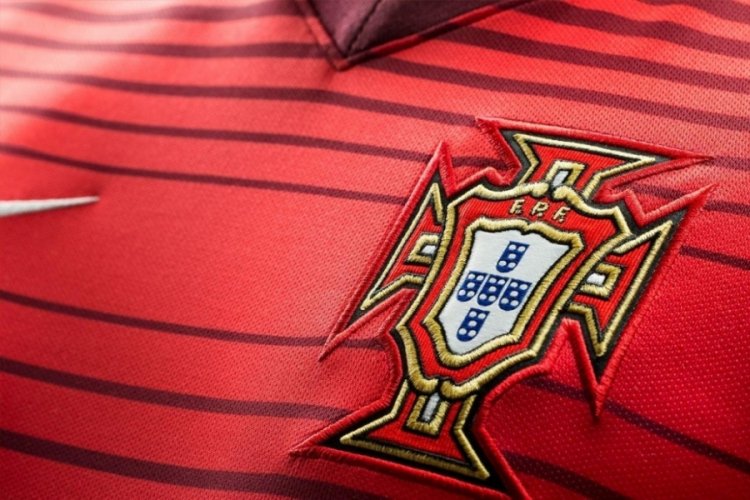 Portekiz'de bir futbolcu daha kadrodan &ccedil;ıkartıldı!