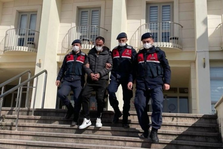 Firari h&uuml;k&uuml;ml&uuml; jandarmadan ka&ccedil;amadı