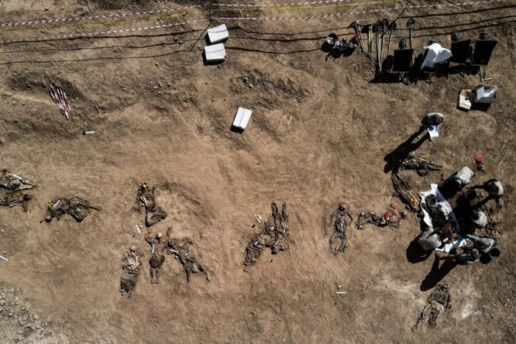 Irak'taki 143 kişiye ait ceset kalıntısı &ccedil;ıkarıldı