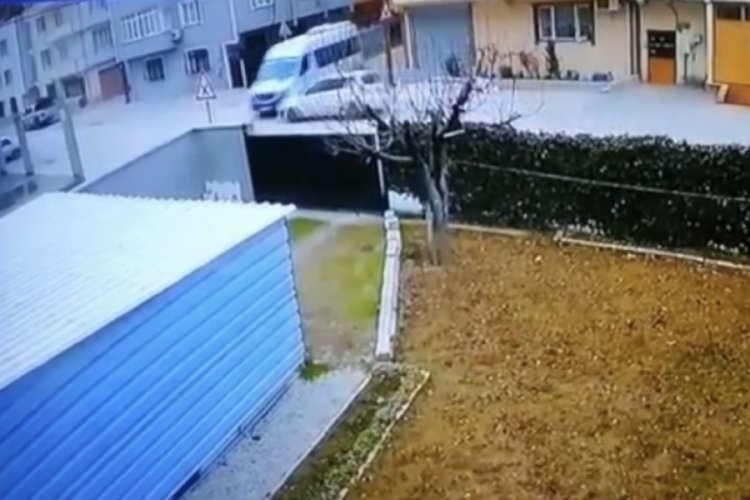 Bursa'da aynı yerde 3 g&uuml;nde 3 kaza