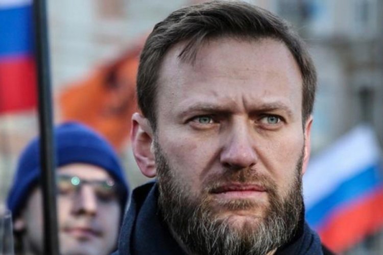 Rus mahkemesi, Navalny su&ccedil;lu buldu