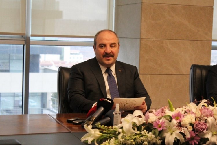 Mustafa Varank: Kalıcı barış i&ccedil;in en fazla adım atan &uuml;lke T&uuml;rkiye