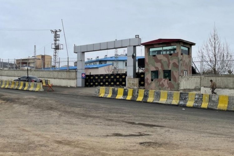 Bing&ouml;l'de &Ouml;zel harekat Şube M&uuml;d&uuml;rl&uuml;ğ&uuml;nde patlama meydana geldi
