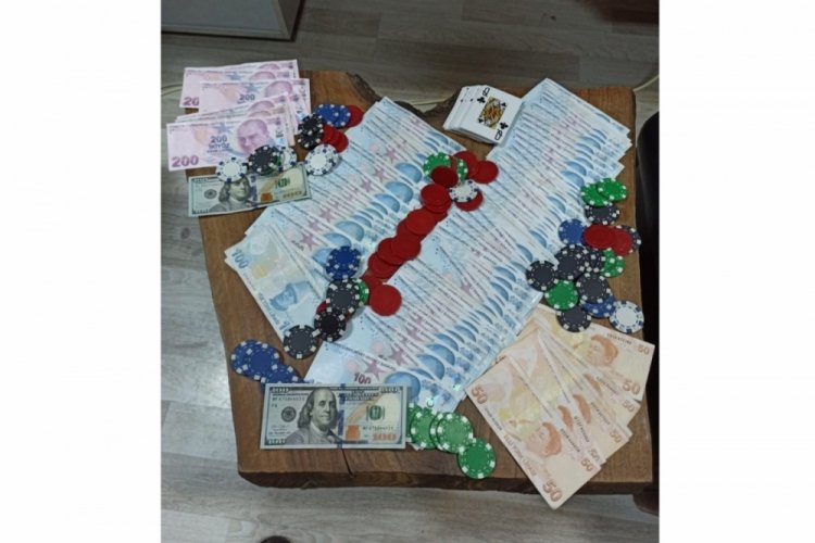 İşyerinin gizli b&ouml;l&uuml;m&uuml;ne kumar baskını
