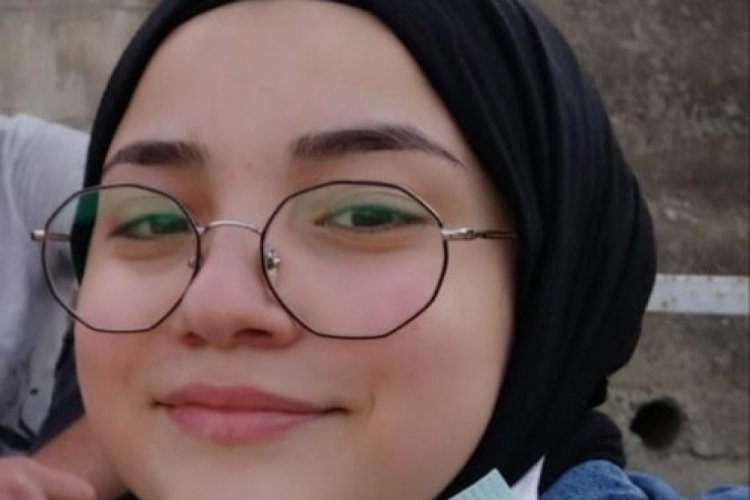 'Dershaneye gidiyorum' diye evden &ccedil;ıkan gen&ccedil; kız hastane &ccedil;atısında intihar etti