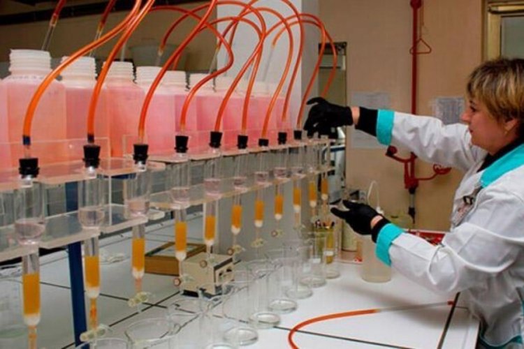 "Ruslar &Ccedil;ernobil laboratuvarını yağmaladı"