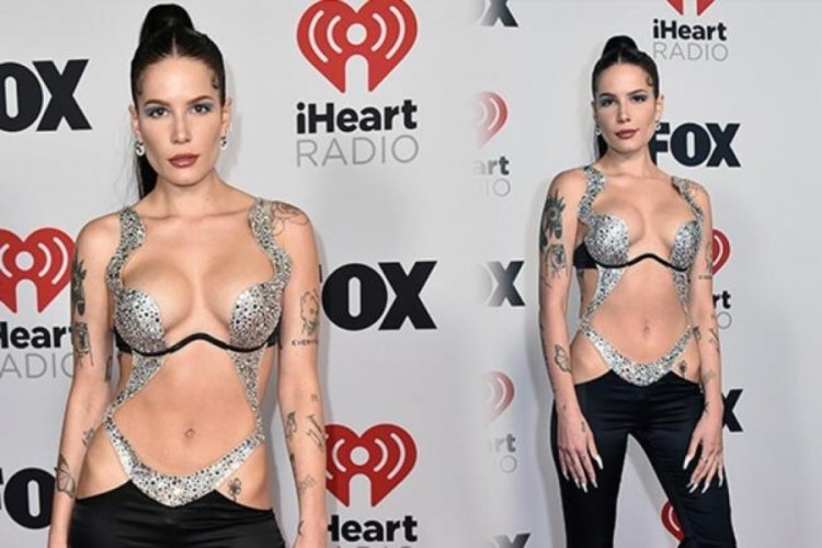 Halsey cesur tarzıyla dikkat &ccedil;ekti