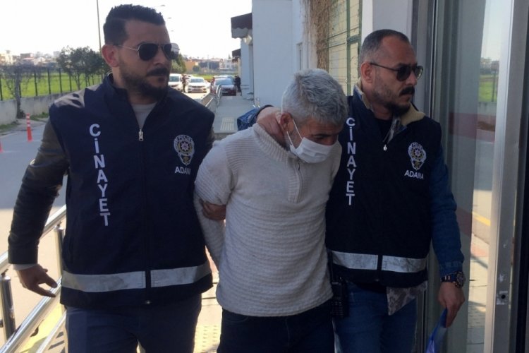 Kızının yanında karısını &ouml;ld&uuml;rm&uuml;şt&uuml;, tutuklandı!