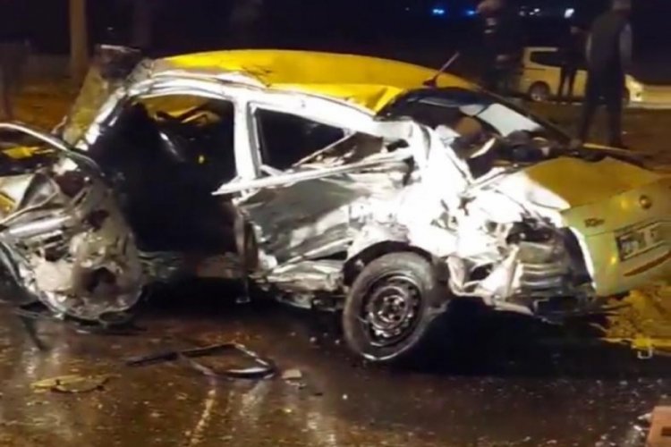 Batman'da feci kaza: 2 &ouml;l&uuml; 1 yaralı
