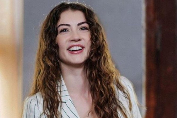 Burcu &Ouml;zberk hakkında &ccedil;ıkan o haberlere isyan etti:
