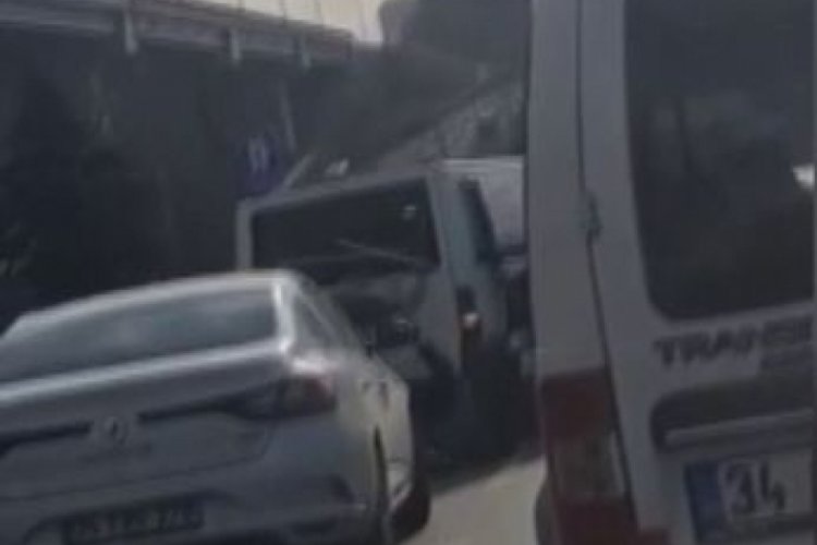 Yol verme kavgasında sopalar konuştu