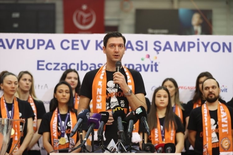Ferhat Akbaş: &Ouml;n&uuml;m&uuml;zde iki kupa hedefi daha var
