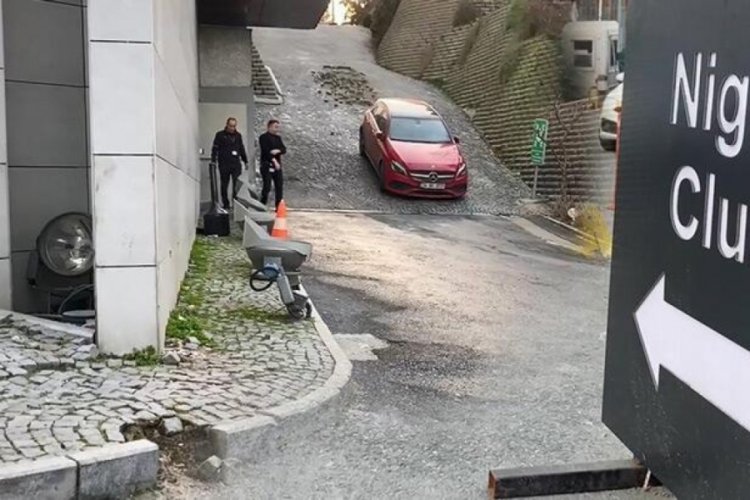 İstanbul'da gece kul&uuml;b&uuml;nde başlayan kavga kanlı bitti