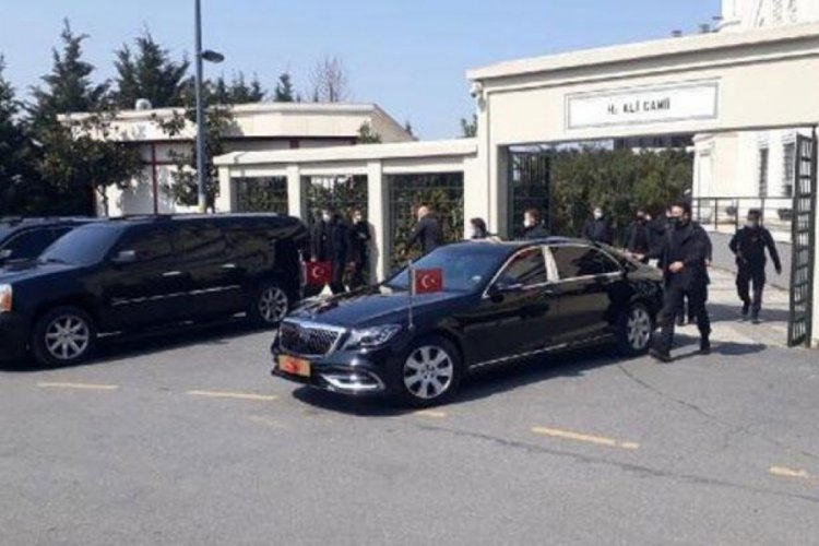 Cumhurbaşkanı cuma namazını Hz. Ali Camii'nde kıldı