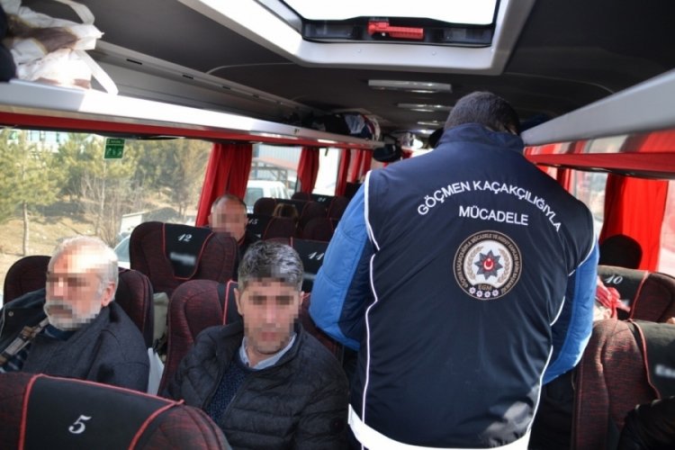 D&uuml;zensiz g&ouml;&ccedil;men denetimleri s&uuml;r&uuml;yor