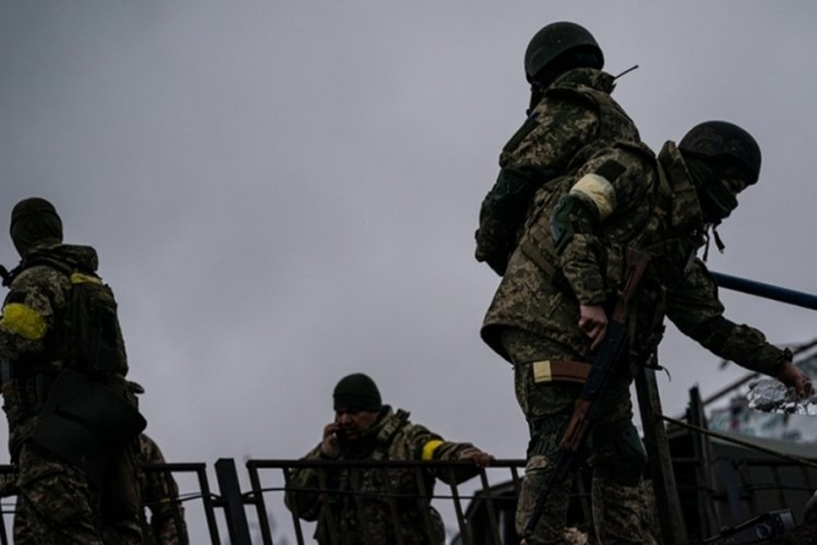 Ukrayna: 70 kilometre kadar geri p&uuml;sk&uuml;rt&uuml;ld&uuml;