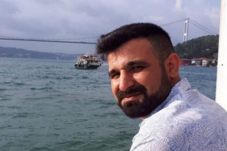 Feci kazada &ouml;n camdan fırlayan s&uuml;r&uuml;c&uuml; hayatını kaybetti