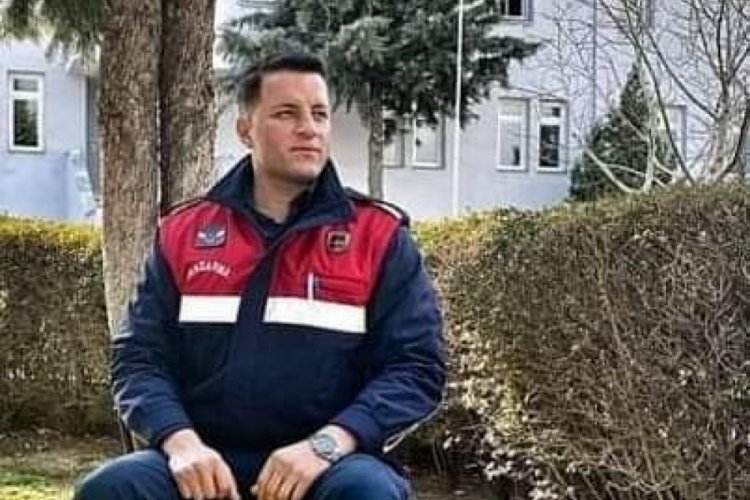 Kalp krizi ge&ccedil;iren astsubay hayatını kaybetti