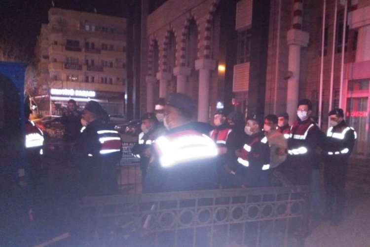 Yunanlıların g&ouml;&ccedil;men zannedip geri ittiği kişiler FET&Ouml;'c&uuml; &ccedil;ıktı