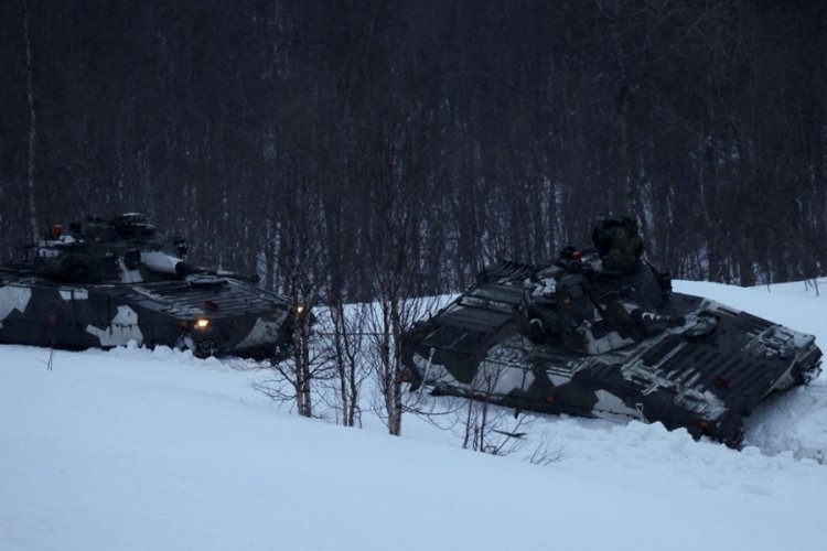 Rusya'nın yanı başında NATO tatbikatı
