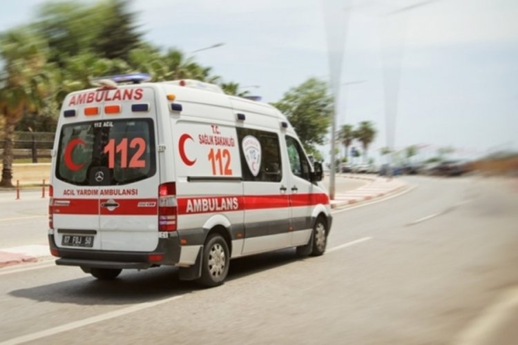 Samsun'da &ouml;ğrenci servisi kaza yaptı, 8 yaralı